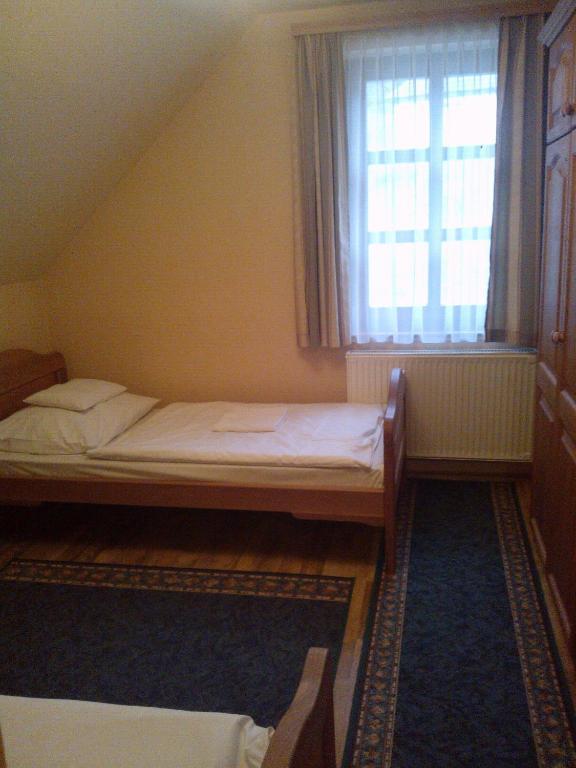 Bed and Breakfast Naspolya Panzio Es Etterem à Bátaapáti Chambre photo